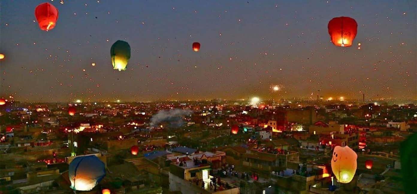 मकर संक्रांति पर जयपुर की सड़कें सूनी और छतें हुई आबाद तथा सतरंगी हुआ आसमां…