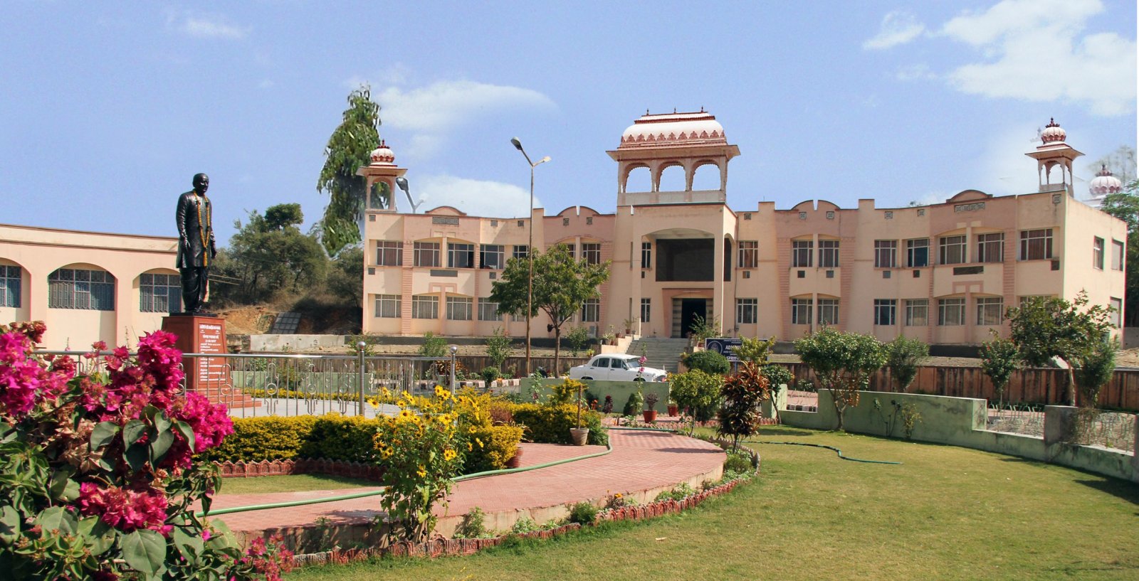 International MoU Signed Between Janardan Rai Nagar Rajasthan Vidyapeeth and Malta’s e-Essentia