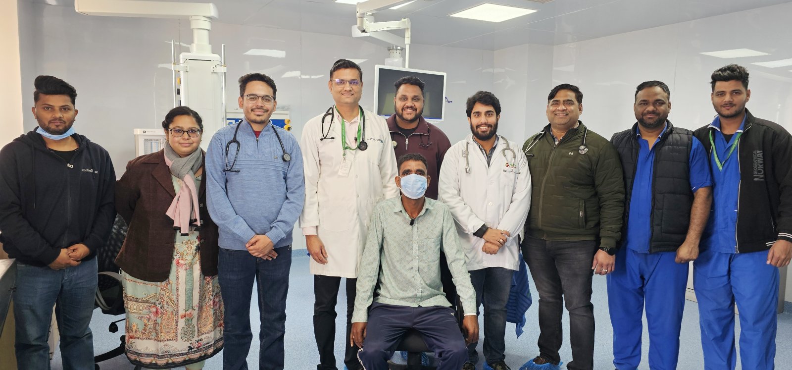 पीएमसीएच के चिकित्सकों की टीम ने 36 वर्षीय युवक की इंटर कोस्टल ड्रेनेज ट्यूब (आईसीडीटी) प्रक्रिया कर बचाई जान