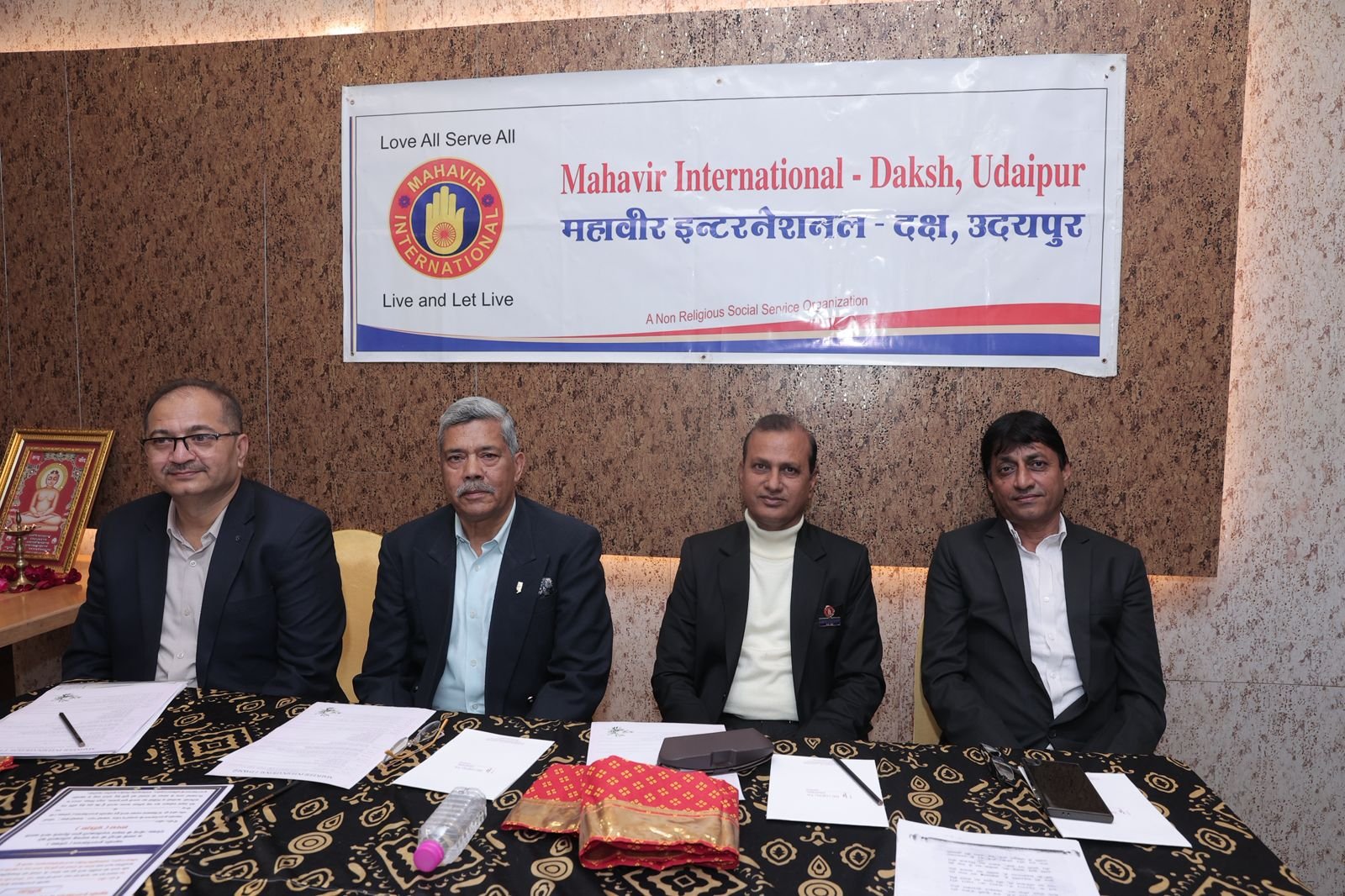 Mahaveer International Daksh Oath-Taking Ceremony Held in a Dignified Atmosphere