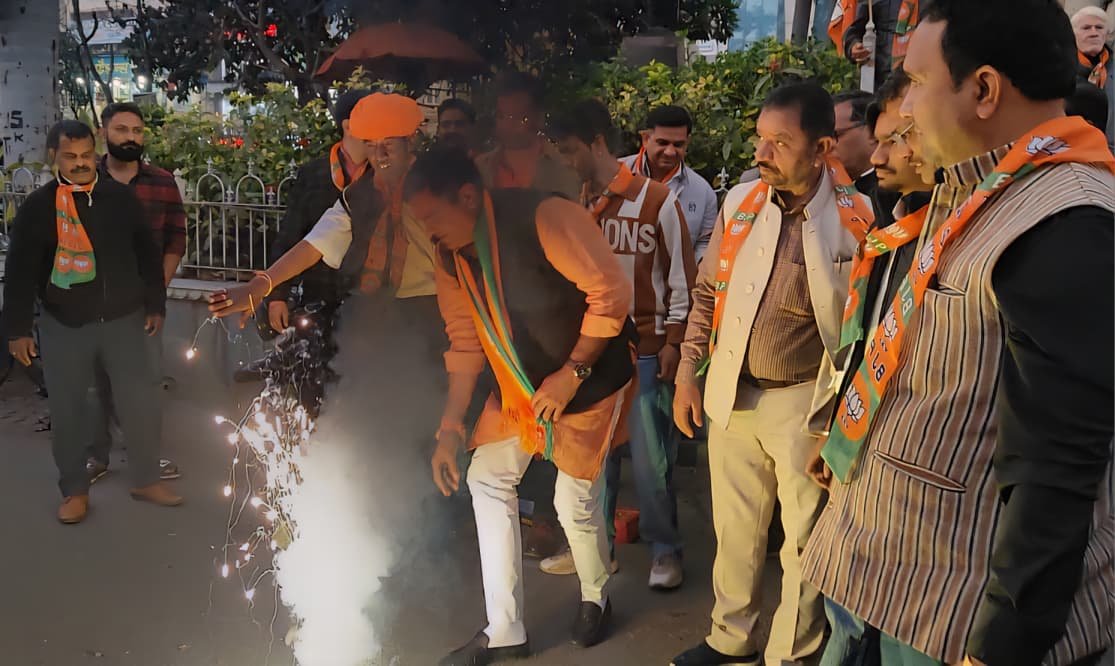 भाजपा के नवनिर्वाचित राष्ट्रीय अध्यक्ष नितिन नबीन के सम्मान में सूरज पोल पर हर्षोल्लाह जता ते हुए शुभकामना प्रेषण
