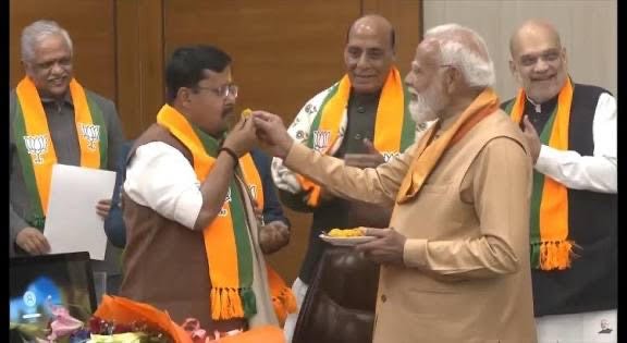 भाजपा में ‘नवीन कमल’ का उदय: प्रधानमंत्री नरेन्द्र मोदी की उपस्थिति में हुई ताजपोशी