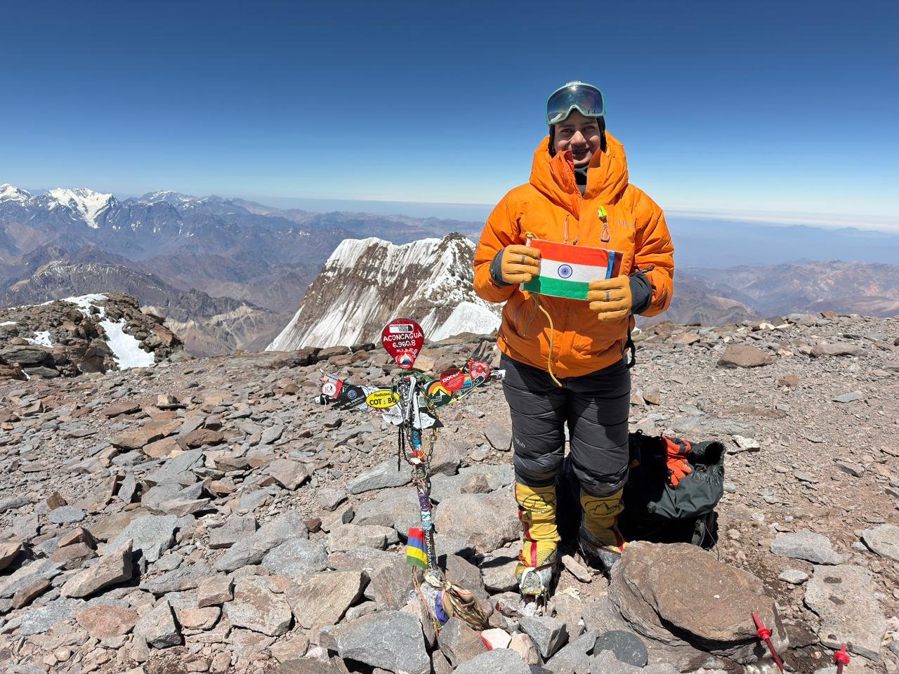 ####Udaipur’s Mountaineering Star Mansvi Agrawal Scripts History Again