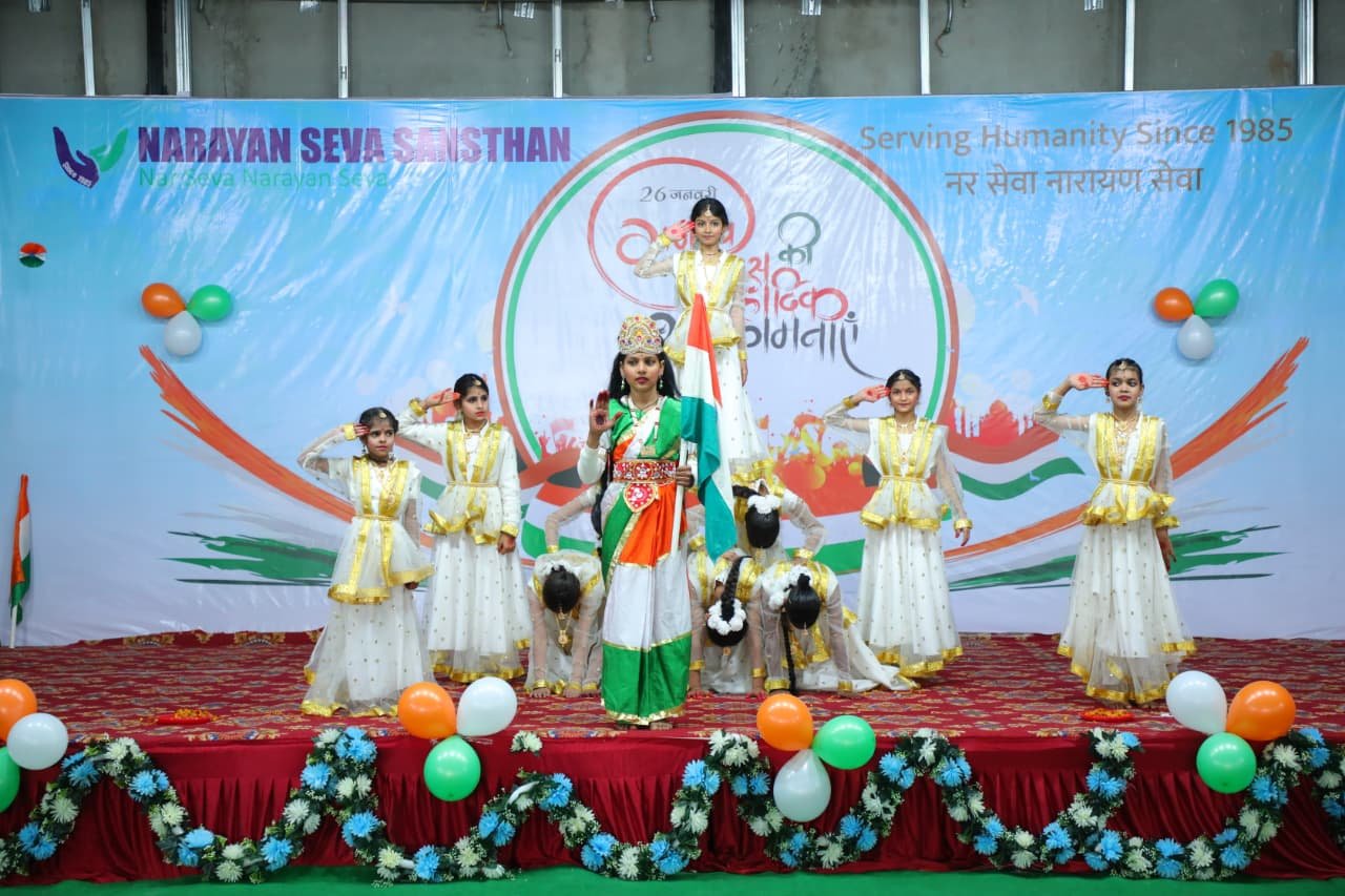 Narayan Seva Sansthan Celebrates 77th Republic Day with Patriotic Fervour