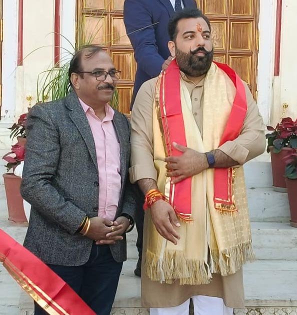 डॉ लक्ष्यराज सिंह मेवाड को अपने जन्मदिन पर पिता की याद सताती रही