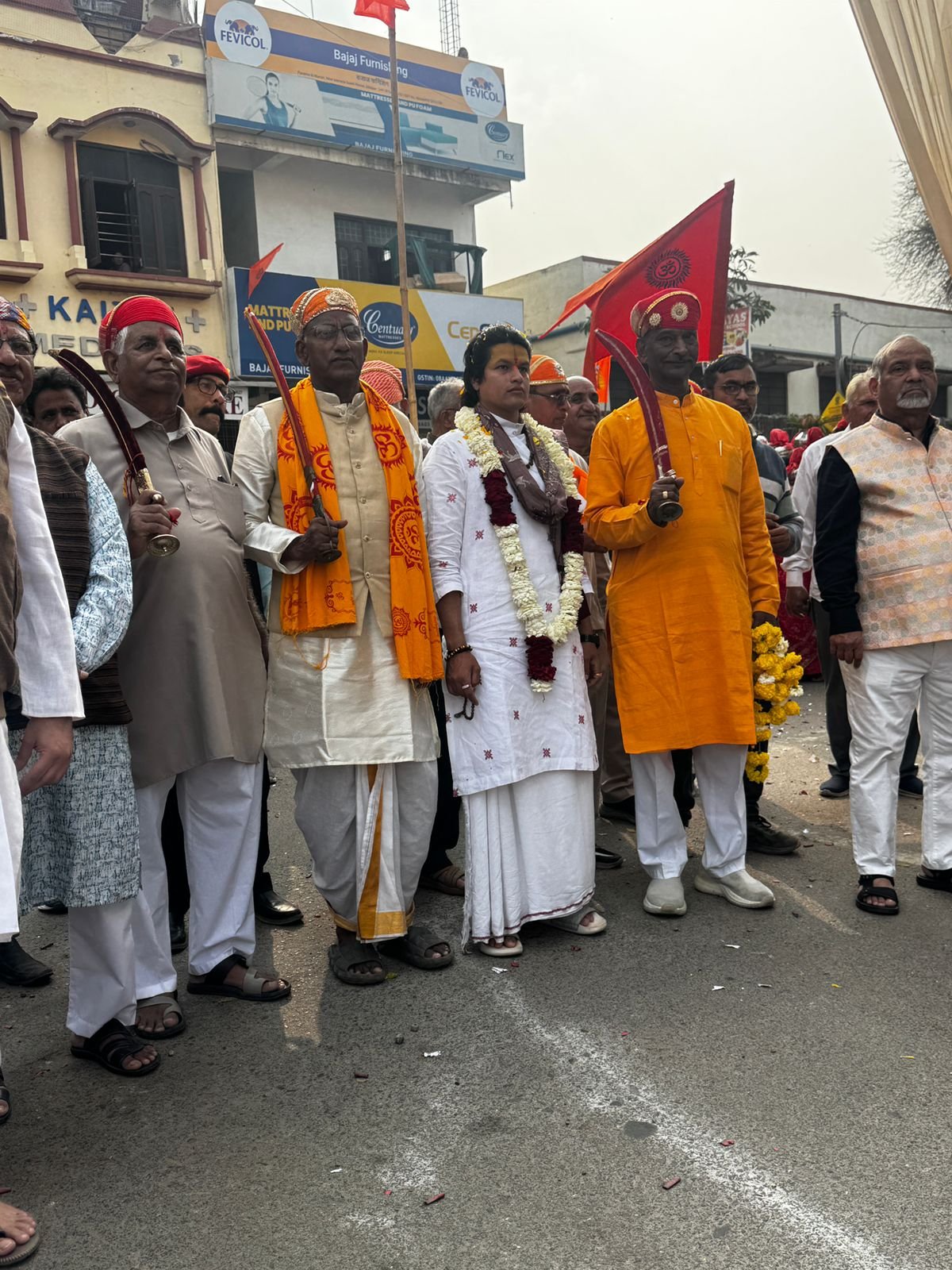 कुम्भा बस्ती के विराट हिंदू सम्मेलन में संत चले समाज के साथ, मिला प्रियांशु महाराज का सानिध्य