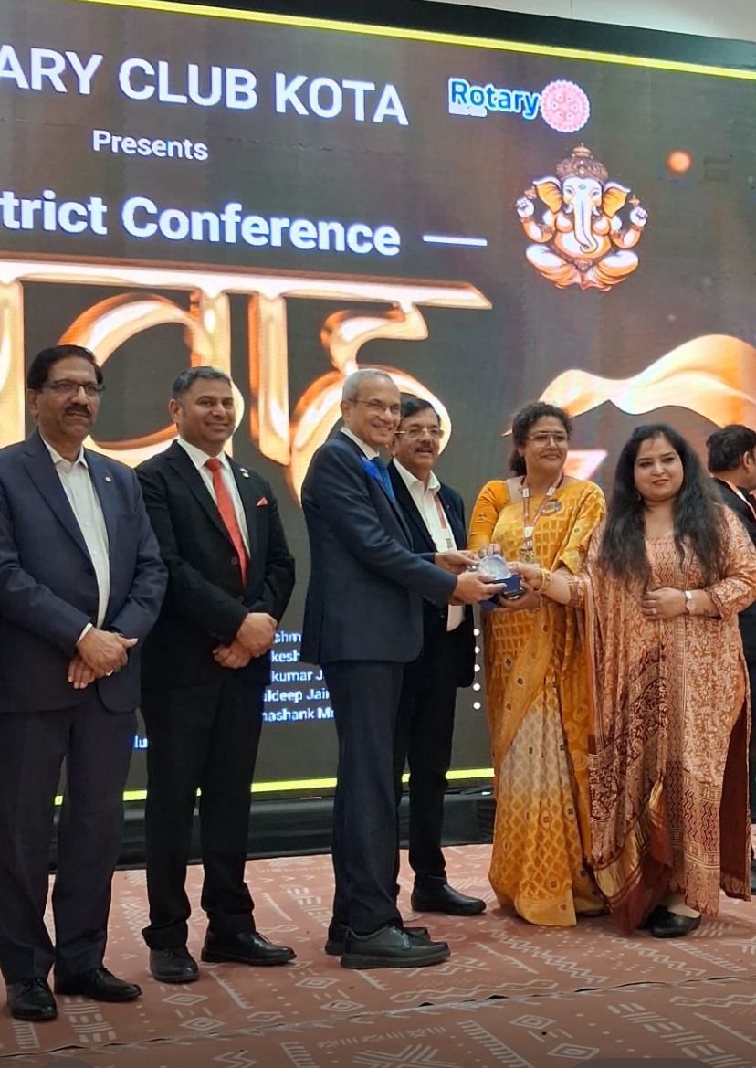 रोटरी सेवा के लिए डॉ. ऋतु वैष्णव को मिला एवेन्यू आॅफ सर्विस अवार्ड