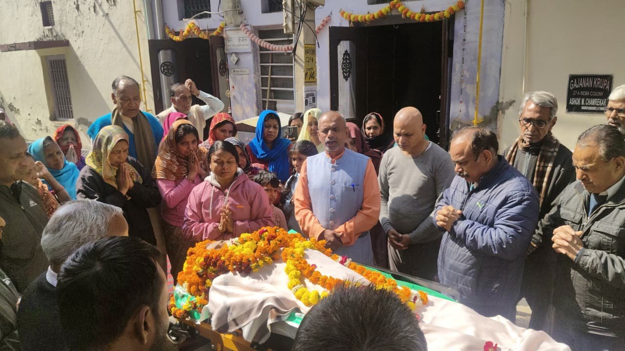 चिकित्सा शिक्षा को लाभ मिले,इस भावना से कोटा से बूंदी मेडिकल कॉलेज को मिला वर्ष का पहला देहदान
