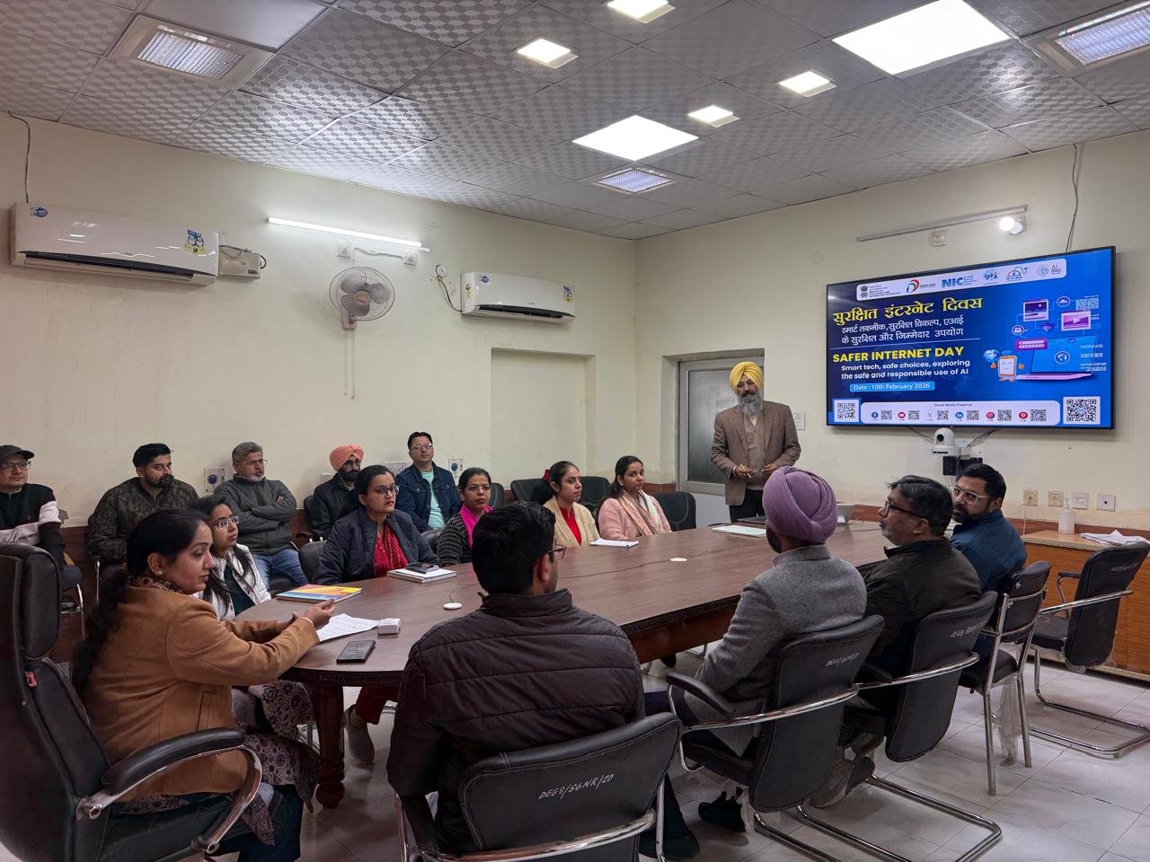 एआई के सुरक्षित व जिम्मेदार उपयोग के लिए किया जागरूक