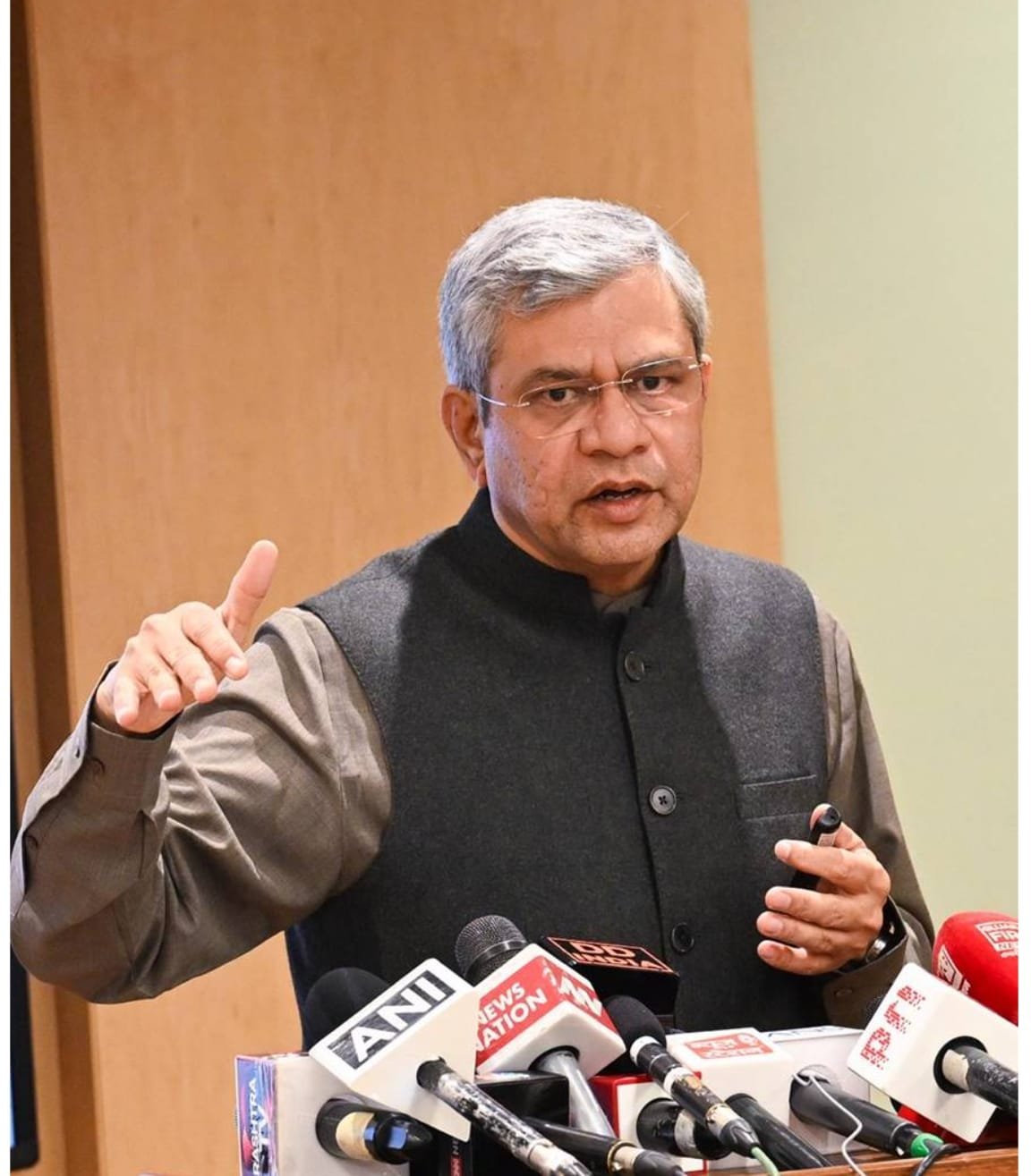 Cleaning to Cover General Coaches in Running Trains; Over 500 Gati Shakti Cargo Terminals Planned