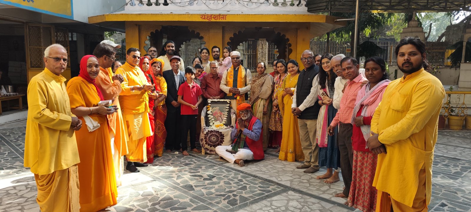 पंचदिवसीय महाराणा भूपाल जयंती समारोह का समापन गायत्री यज्ञ के साथ हुआ ।
