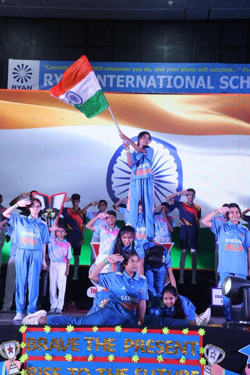 रॉयन इन्टरनेशनल स्कूल का वार्षिकोत्सव सम्पन्न,बच्चों की मनमोहक प्रस्तुतियों ने बांधा समां