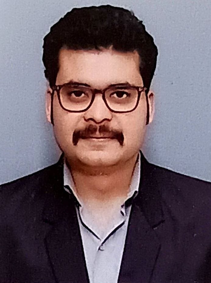अभिनव पिपलीवाल को पीएच.डी. की उपाधि