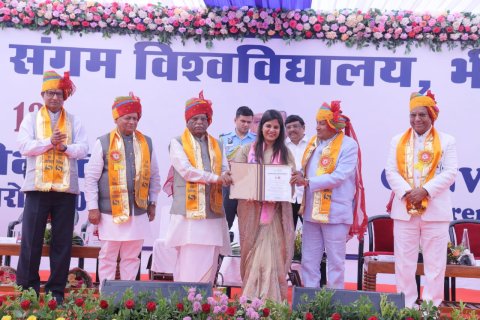12th Convocation Ceremony of Sangam University Held in the Esteemed Presence of Governor Haribhau Bagde; 685 Students Awarded Degrees