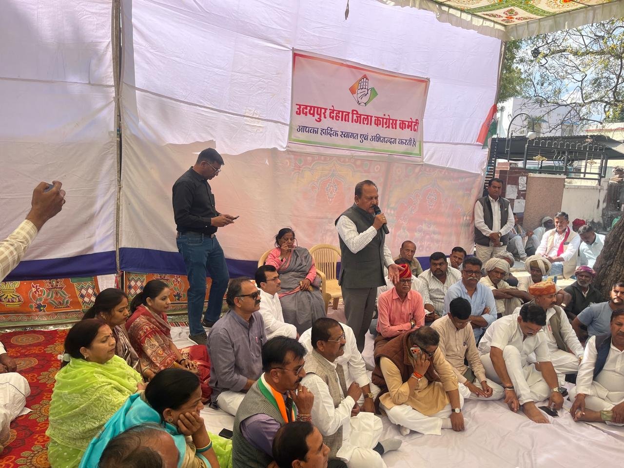 पर्ची सरकार सता के नशे में मदमस्त हो गहरी नींद में, आमजन से इनको कोई सरोकार नहीं- रघुवीर सिंह मीणा