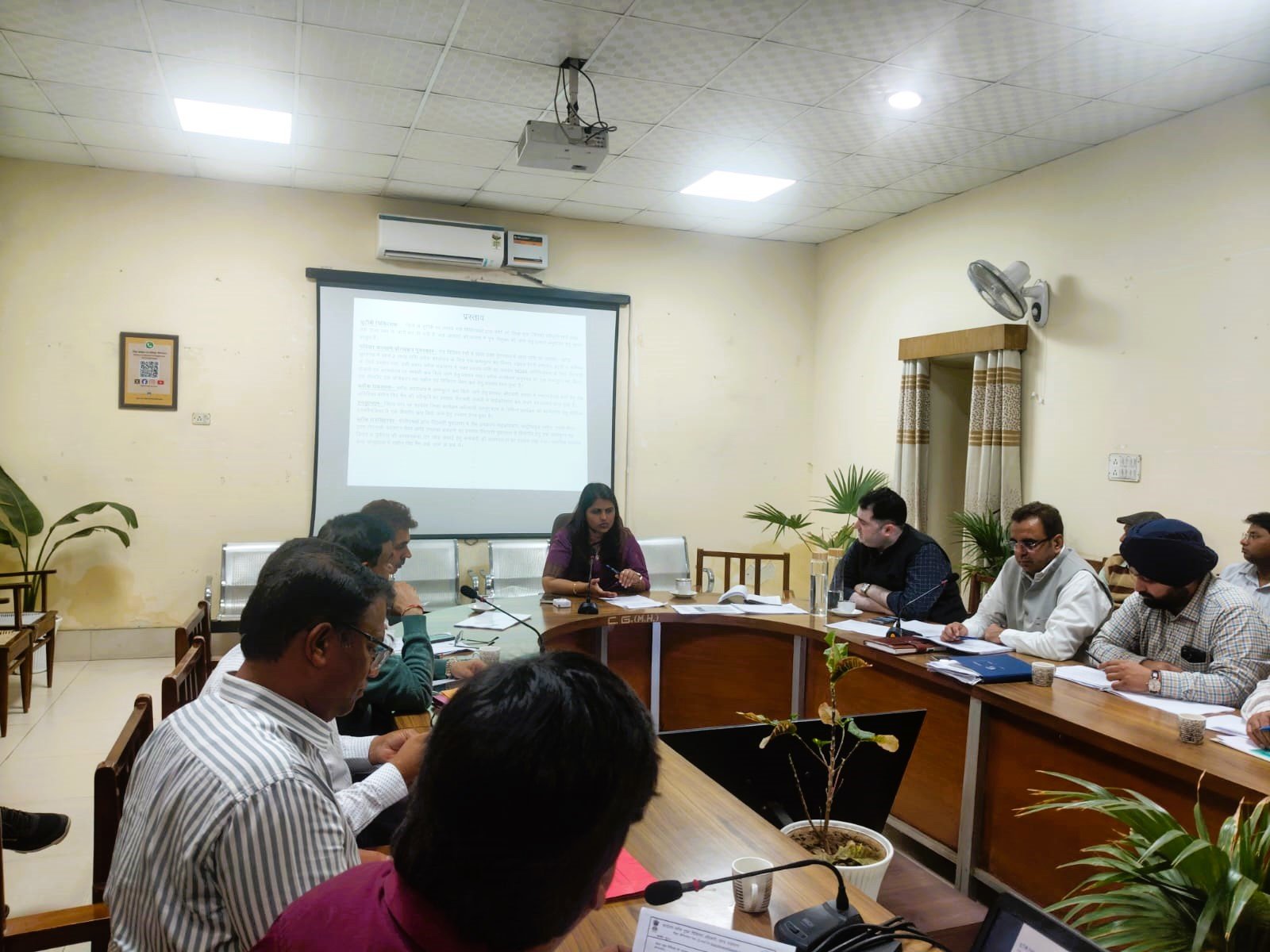 संपर्क शिकायतों का त्वरित समाधान करवाएंः जिला कलक्टर