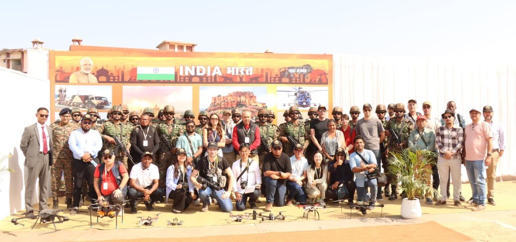जोधपुर में भारतीय सेना ने अंतरराष्ट्रीय रक्षा पत्रकारों का स्वागत किया