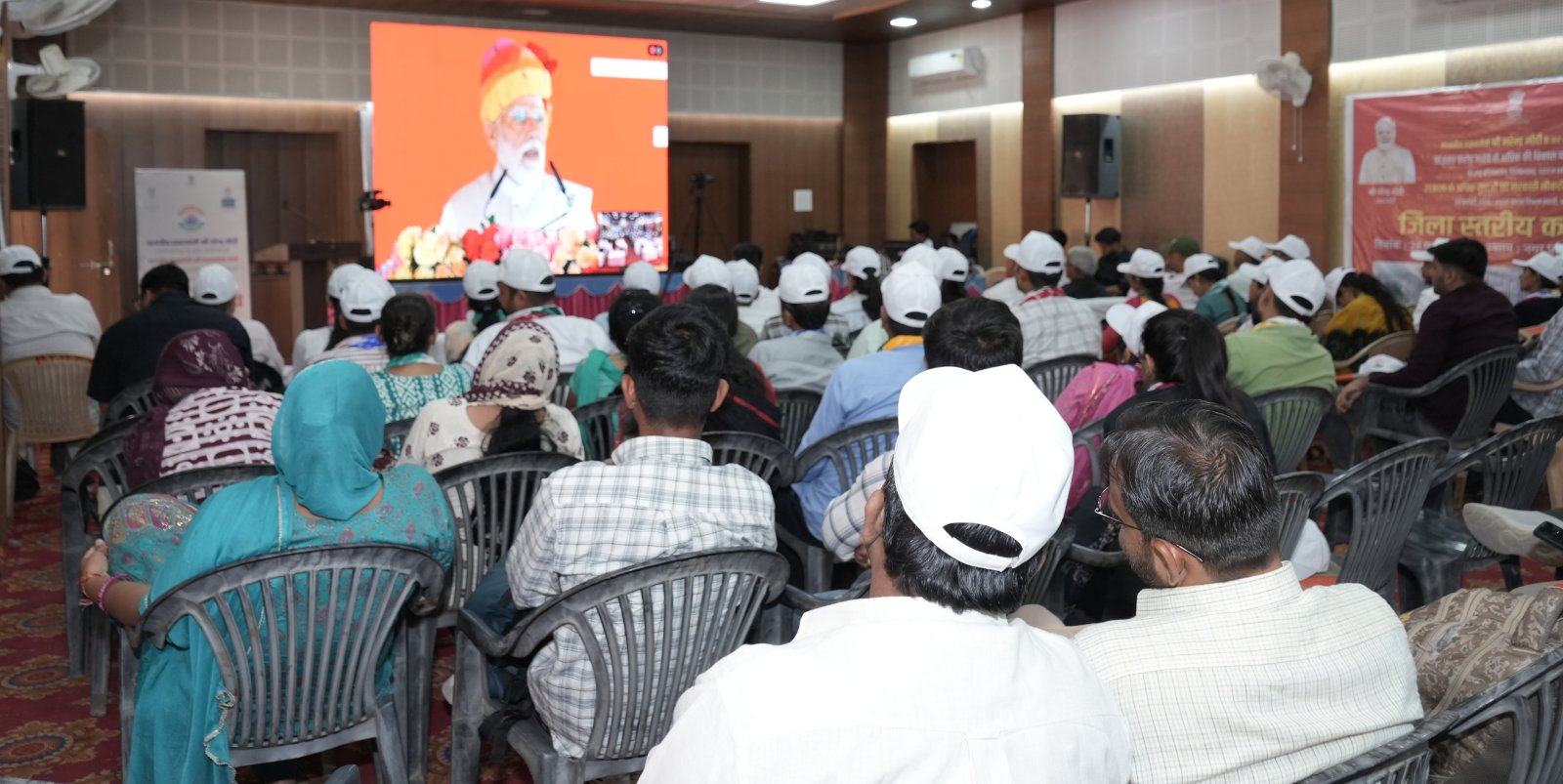 युवाओं के उज्ज्वल भविष्य की ओर मजबूत कदम
