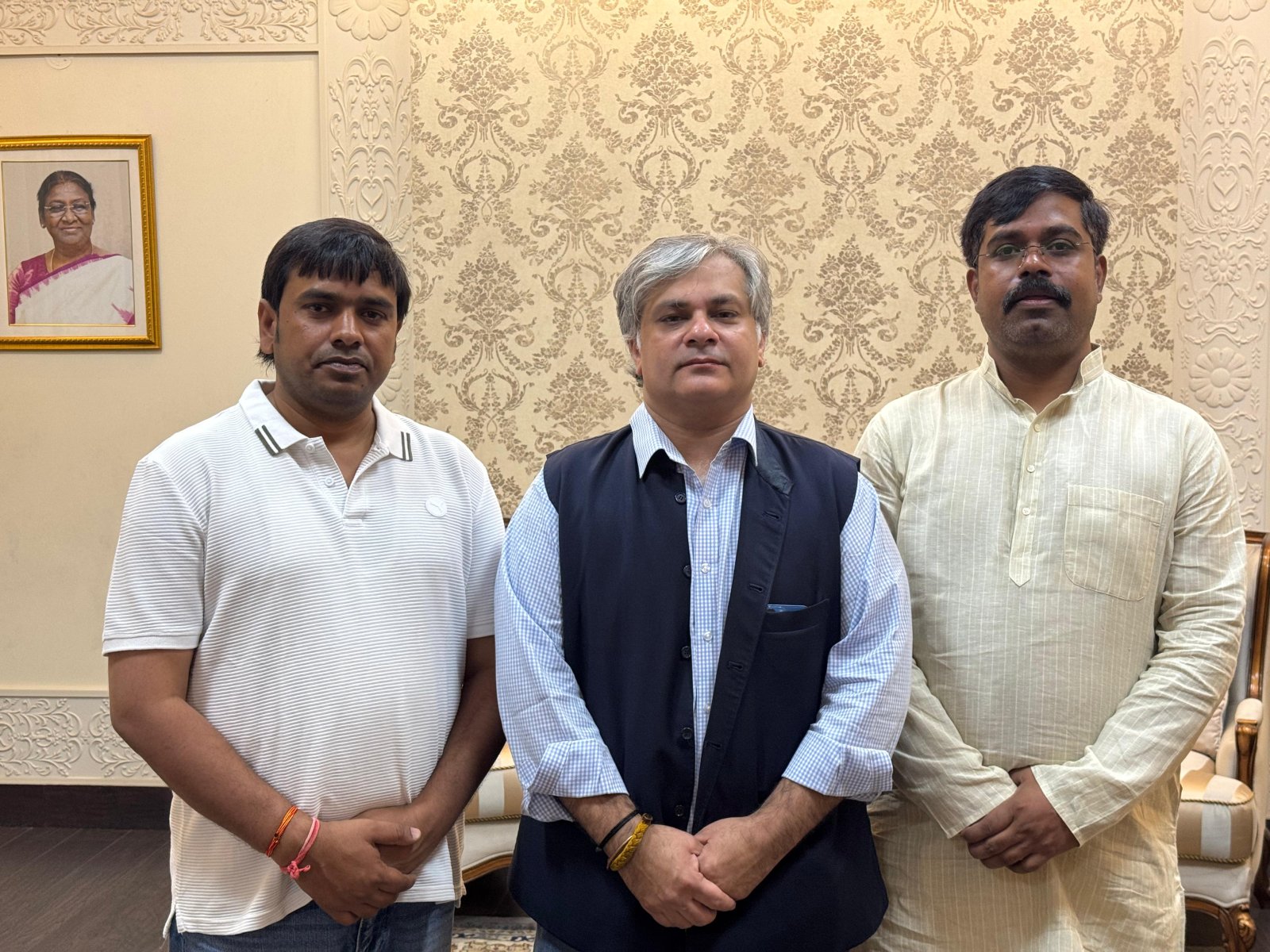 बिहार के राज्यपाल आरिफ मोहम्मद खान के पुत्र मुस्तफा आरिफ खान से मुलाकात