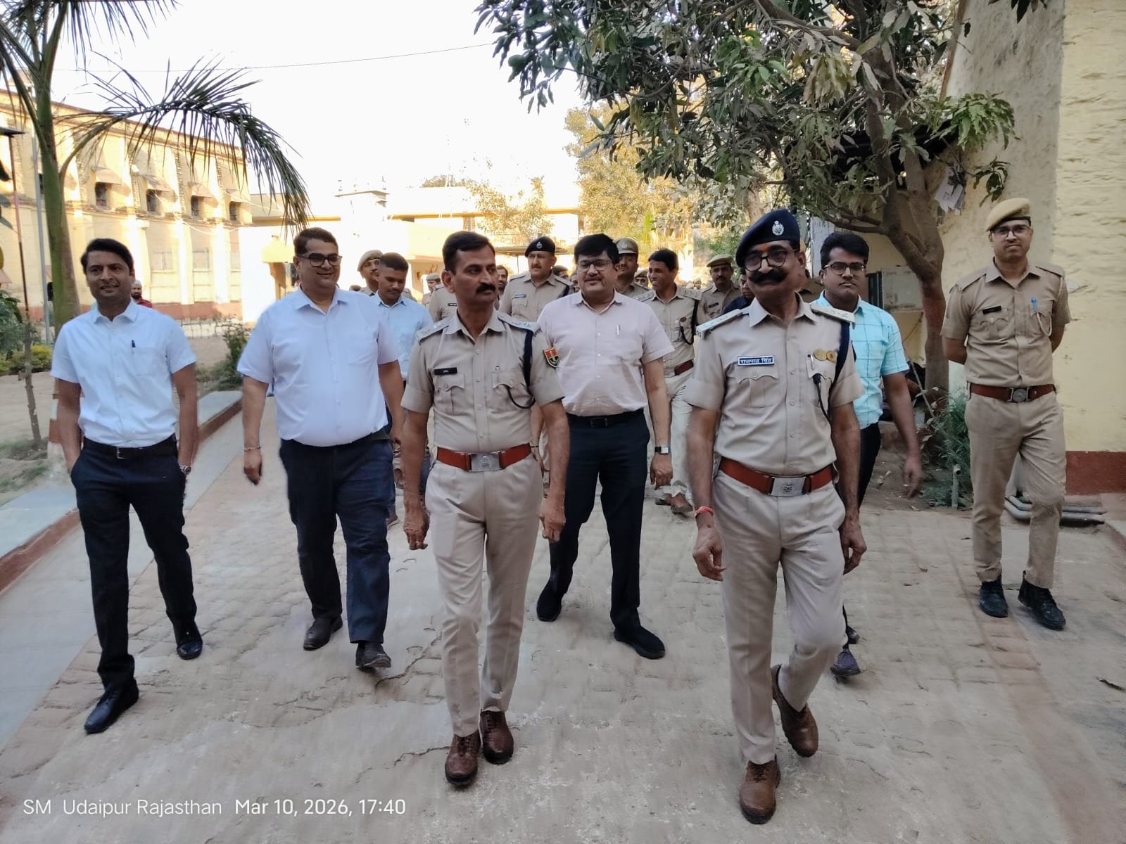 विजीटर्स बोर्ड ने केंद्रीय कारागृह व महिला जेल का त्रैमासिक निरीक्षण किया