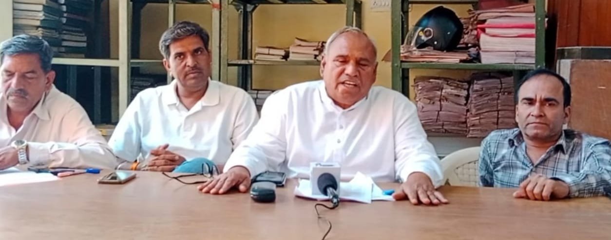 दिव्यांग कर्मचारियों ने मुख्यमंत्री का जताया आभार
