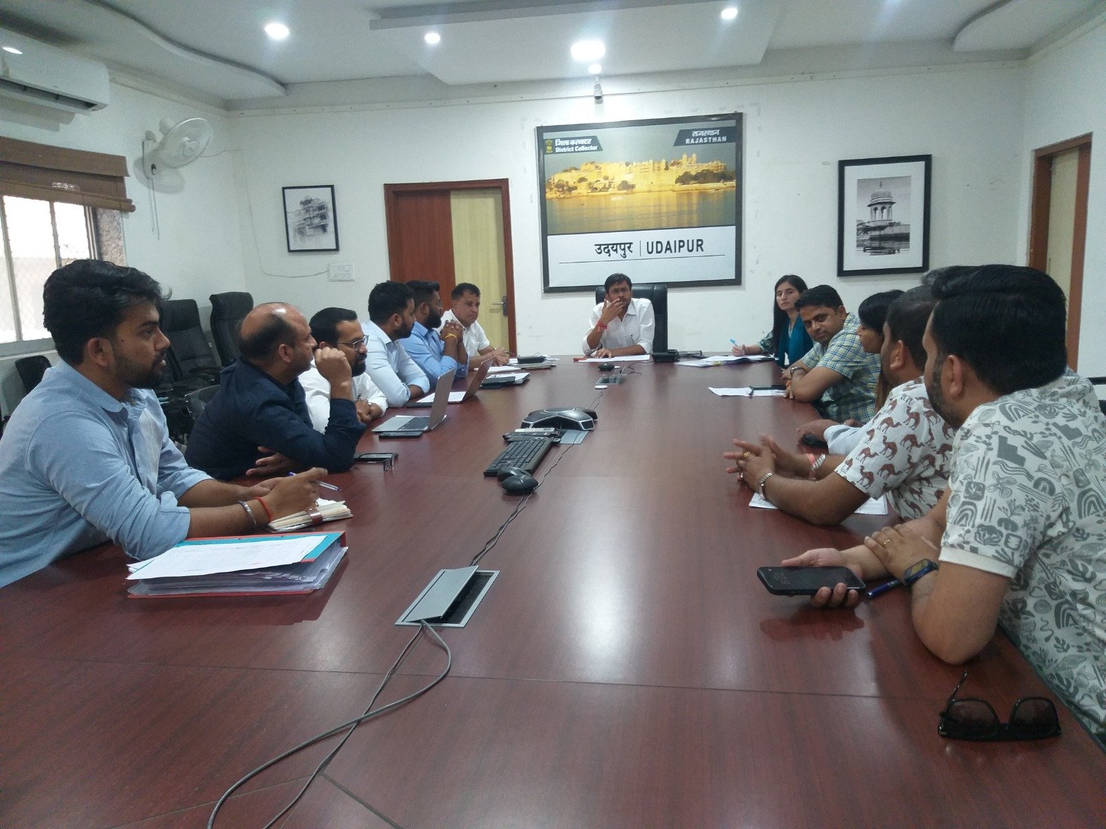 Supply of Commercial Gas Cylinders to Return to Normal; District Collector Holds Meeting