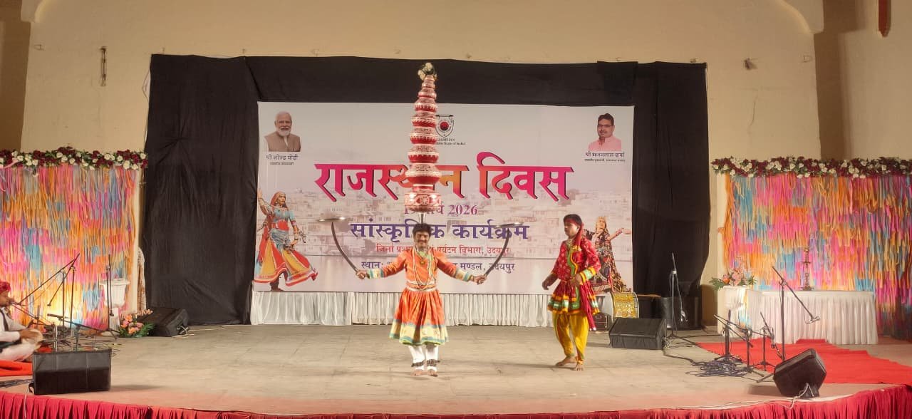 Rajasthan’s Vibrant Colors Come Alive on Lok Kala Mandal’s Muktakashi Stage
