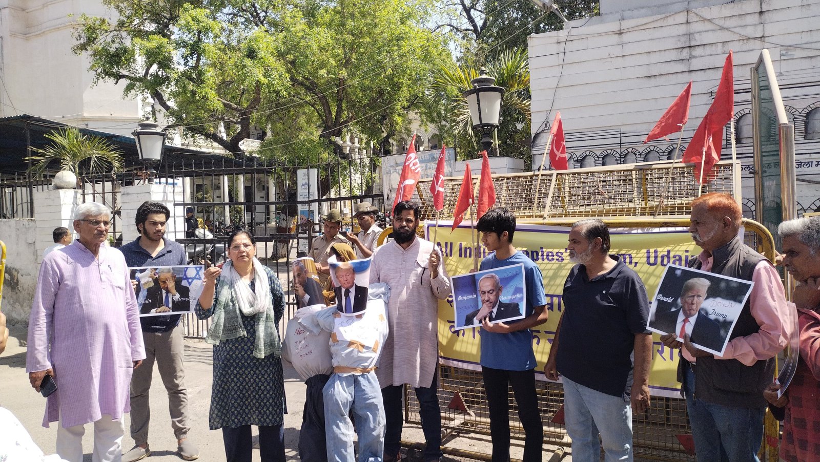 भगत सिंह के दिए नारों इन्कलाब जिंदाबाद और साम्राज्यवाद मुर्दाबाद को दोहराने की ज़रूरत