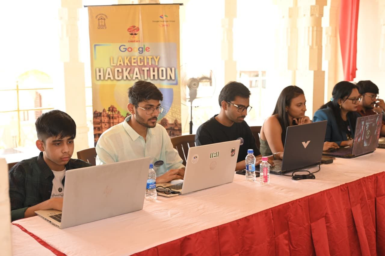 उदयपुर में पहली बार भव्य टेक इवेंट: ‘गूगल-एआई लेकसिटी हैकथॉन 2026’ का सफल आयोजन