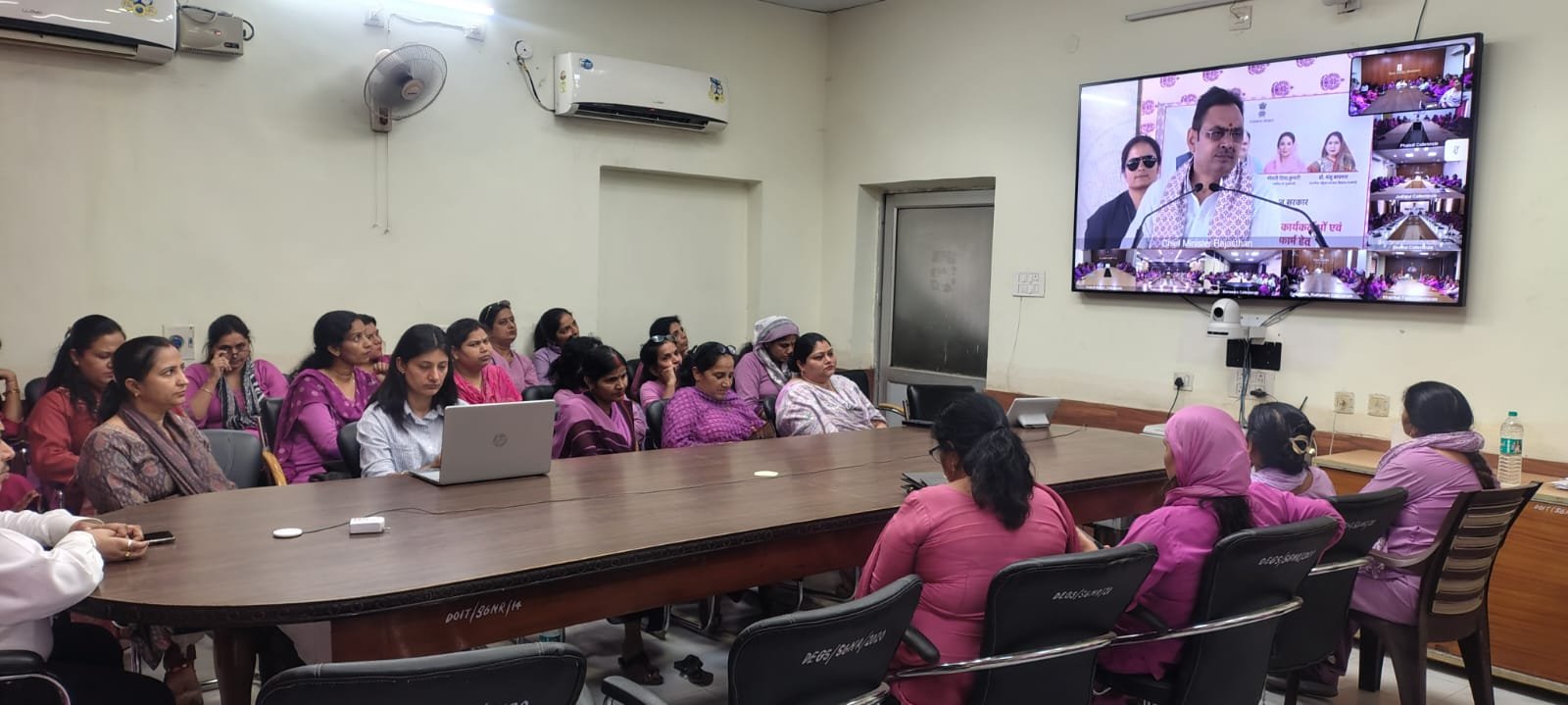 Live Telecast of DBT Program for Uniform Allowance of Anganwadi Workers आयोजित