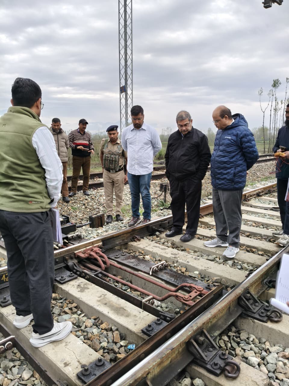 उत्तर रेलवे के महाप्रबंधक ने कटड़ा-श्रीनगर-बारामूला रेल खंड का किया निरीक्षण