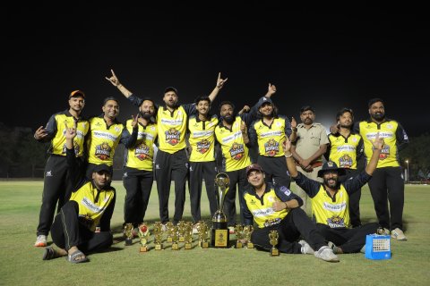 🏆 पैरेलल होटल व टीम रॉयल्स का खिताबी कब्जा