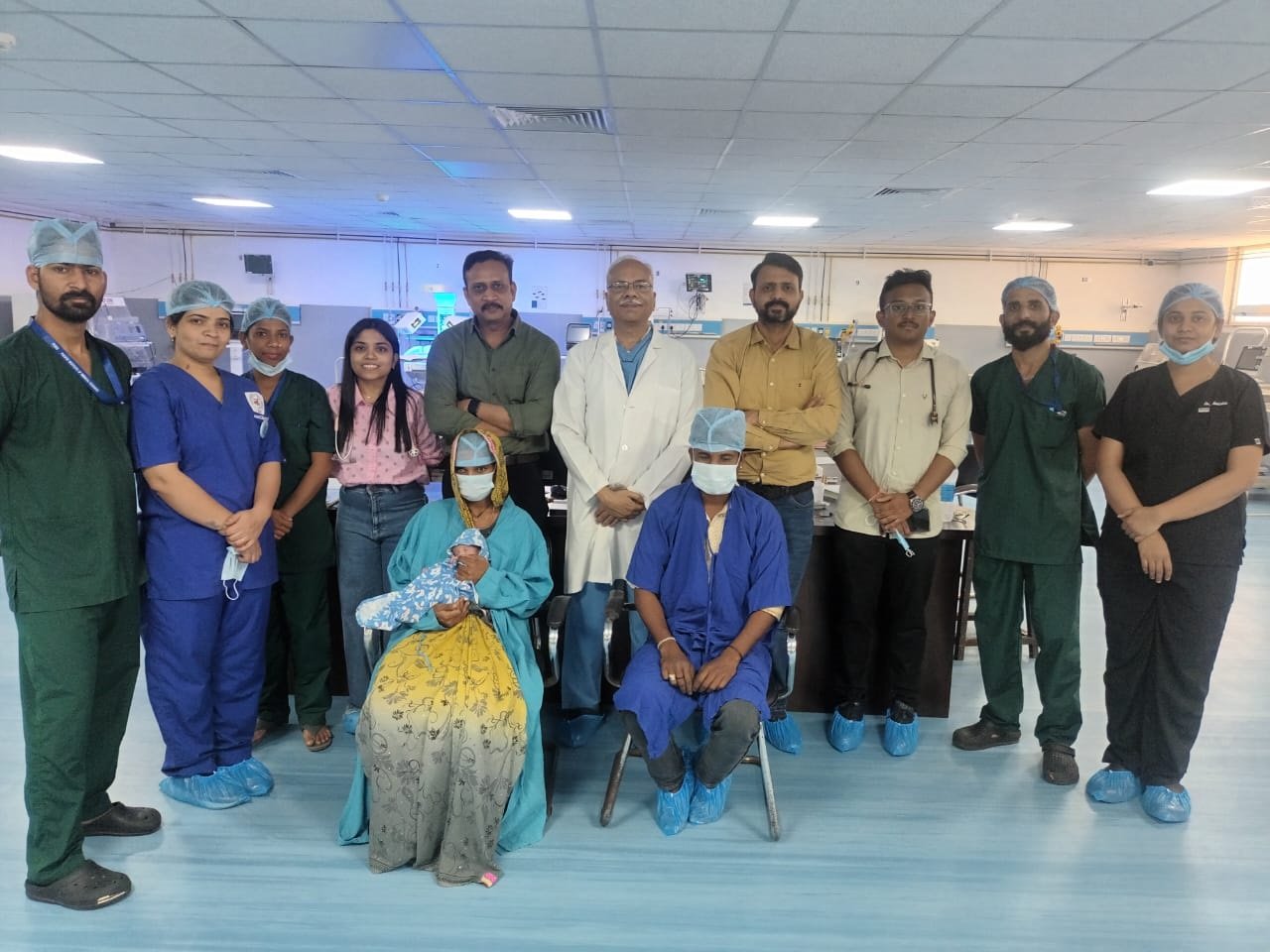 पिम्स अस्पताल के डॉक्टरों ने नवजात को दिया नया जीवन : मात्र 1.8 किलो के प्रीमैच्योर बच्चे की दुर्लभ सर्जरी सफल
