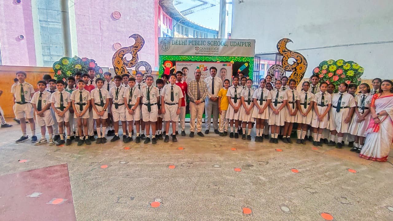  डीपीएस उदयपुर में प्रार्थना सभा का आयोजन