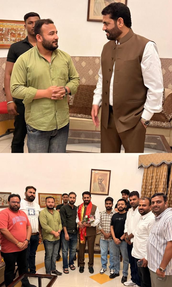 पूर्व मंत्री अमीन पठान से सर्किट हाउस में मुलाकात, अल्पसंख्यक भागीदारी पर हुई चर्चा