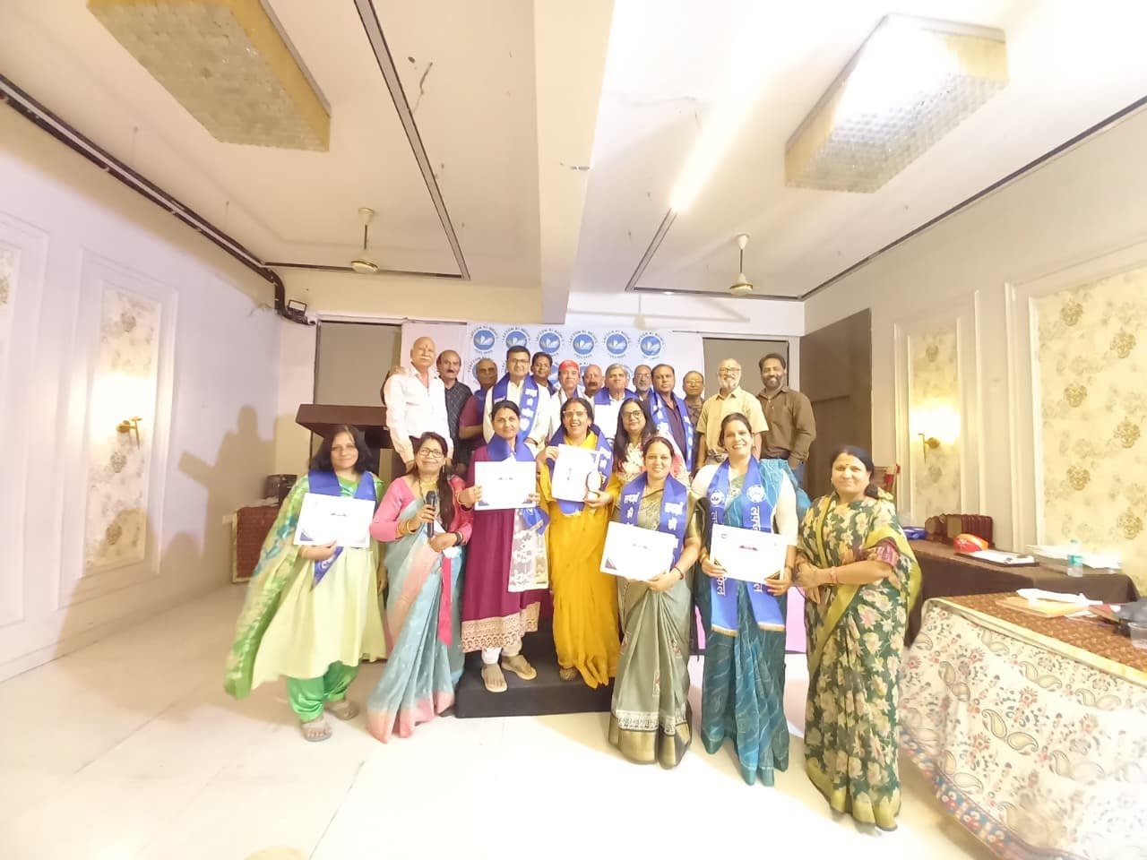 लफ़्ज़ों की महफ़िल की मासिक काव्य गोष्ठी आयोजित, प्रतियोगिता के प्रतिभागी हुए सम्मानित