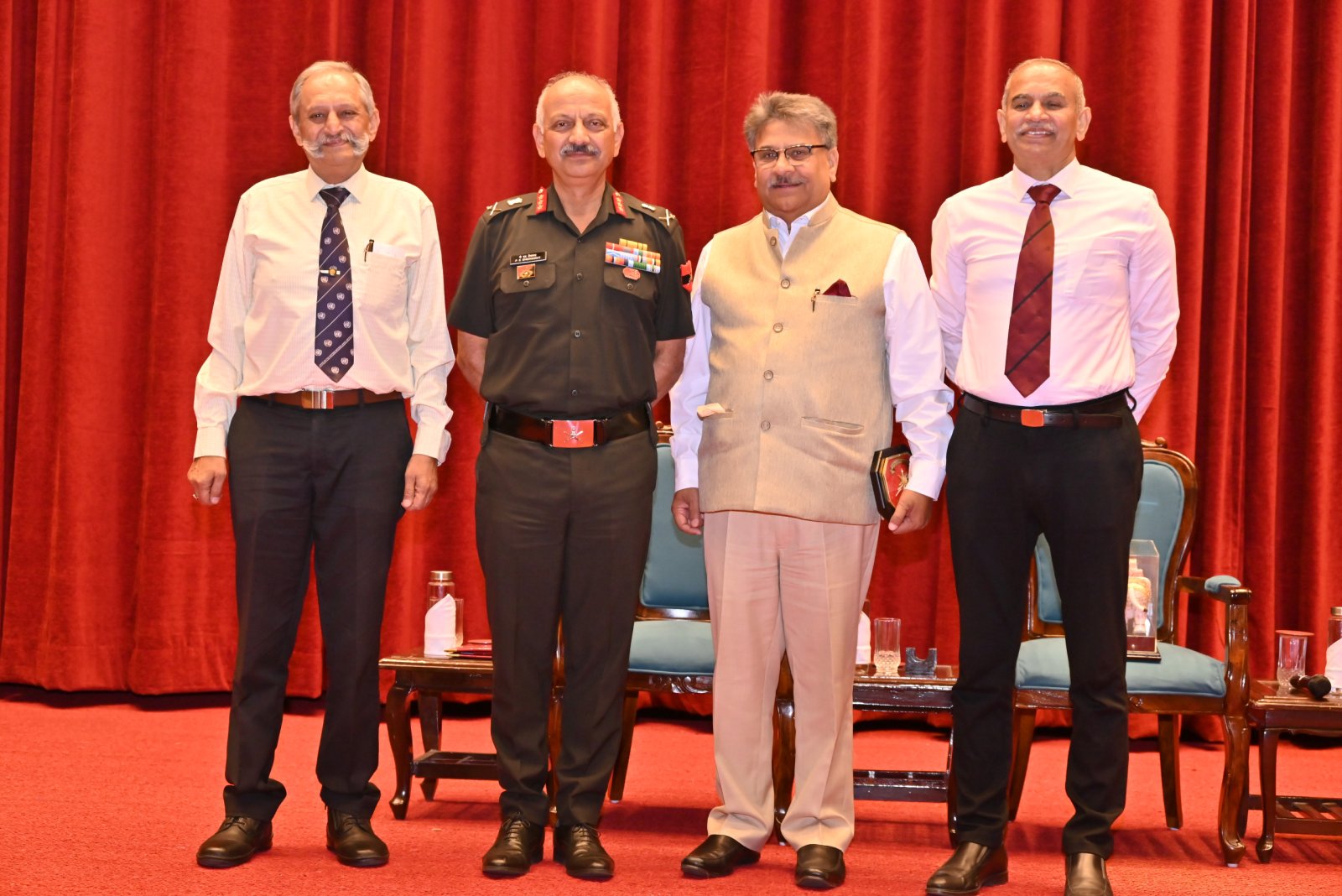 सप्त शक्ति कमांड में‘REDLINES REDRAWN - OPERATION SINDOOR AND INDIA’S NEW NORMAL’नामक पुस्तक पर चर्चा का आयोजन