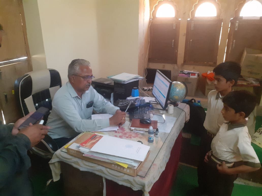 मुख्य ब्लॉक शिक्षा अधिकारी ने किया निजी विद्यालयों का आकस्मिक निरीक्षण,  दिए आवश्यक दिशा निर्देश