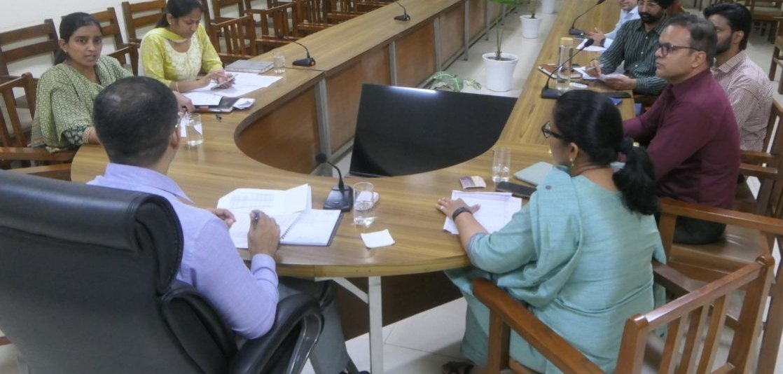 जिले में गेहूं खरीद के दौरान नहीं आये परेशानी, करें पर्याप्त व्यवस्थाएं