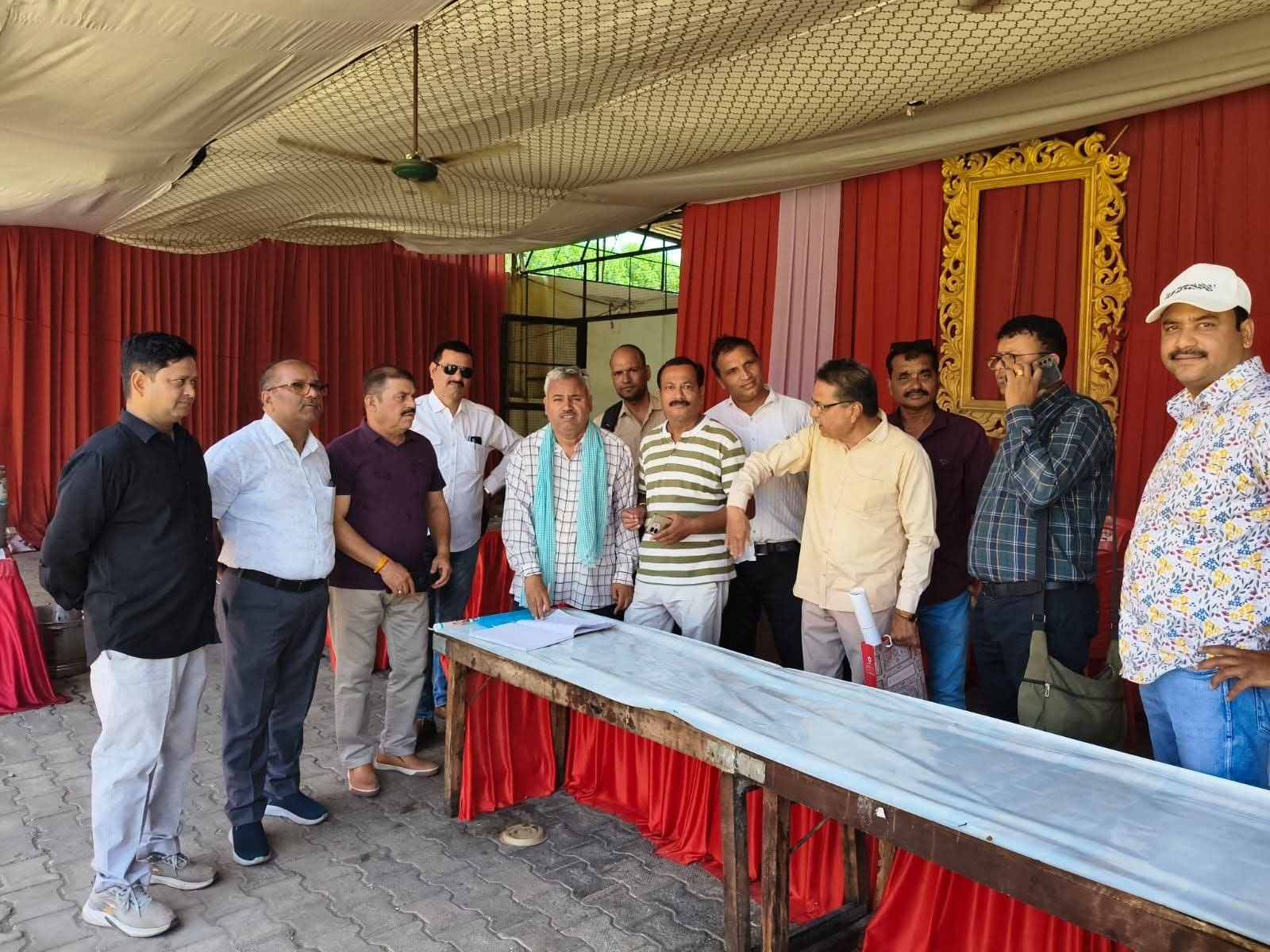 देश के लोकतंत्र और संविधान को कोई खतरा नहीं - देवनानी