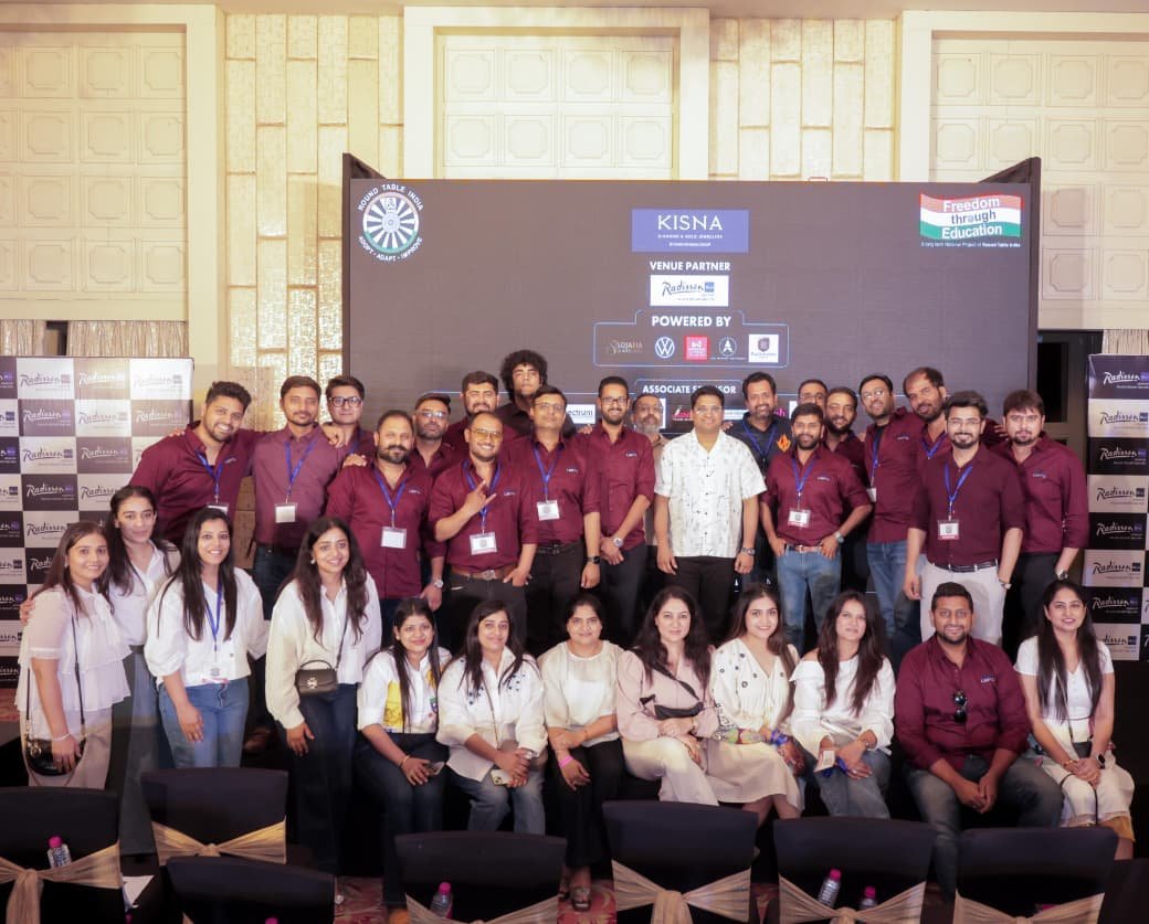 Gaurav Gupta’s Stand-Up Show Lights Up Udaipur, Draws 800+ Audience for a Memorable Evening