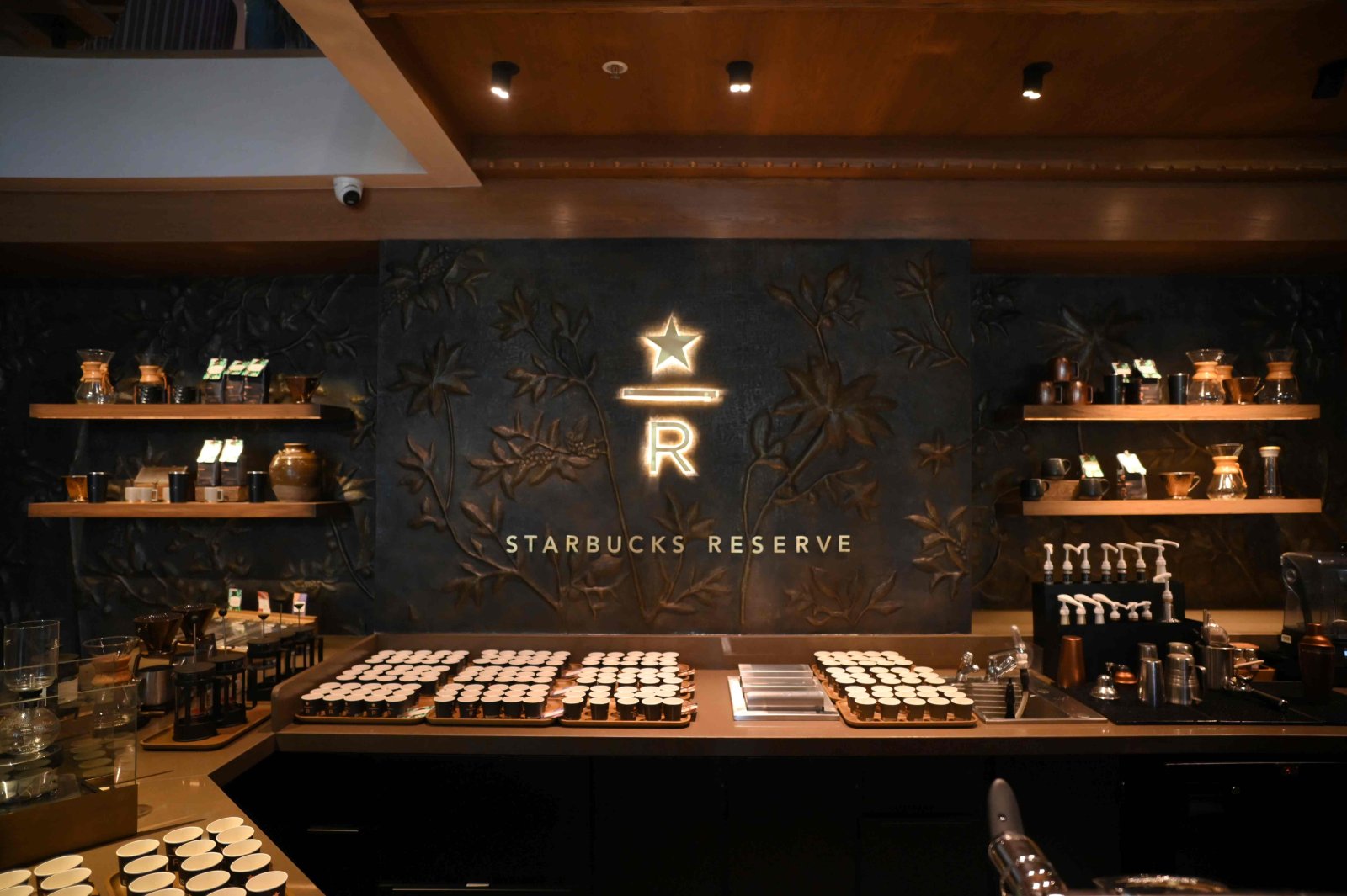 TATA Starbucks brings a new Reserve® experience to the heritage Hamilton House, home to its first New Delhi store