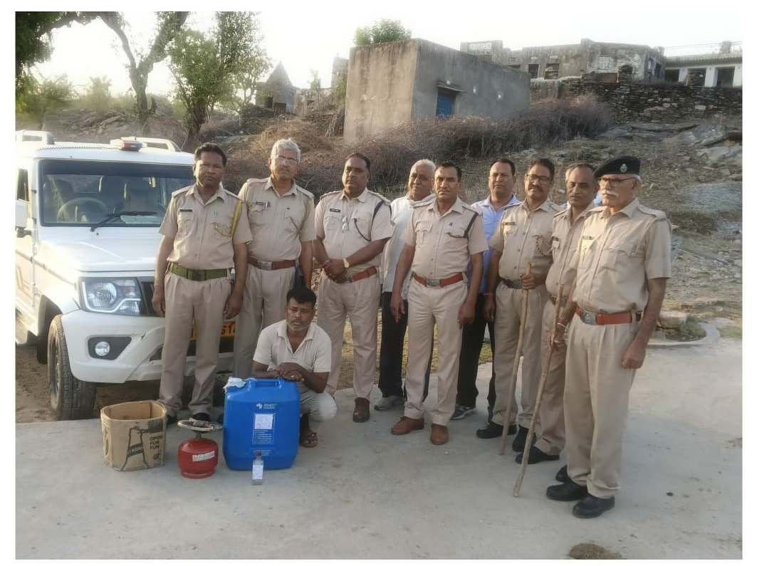 प्रदेश में हजारों लीटर वाॅश एवं भट्टियां नष्ट