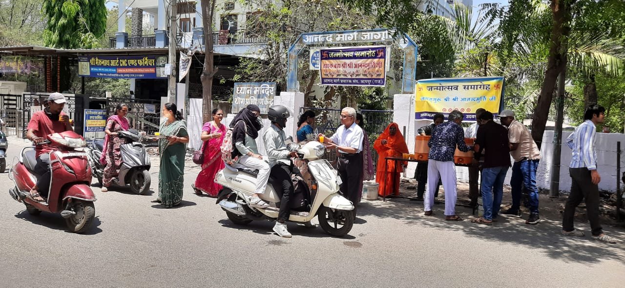 श्री श्री आनंदमूर्ति जी के 105वें जन्मदिवस पर उदयपुर में हुए विविध आयोजन