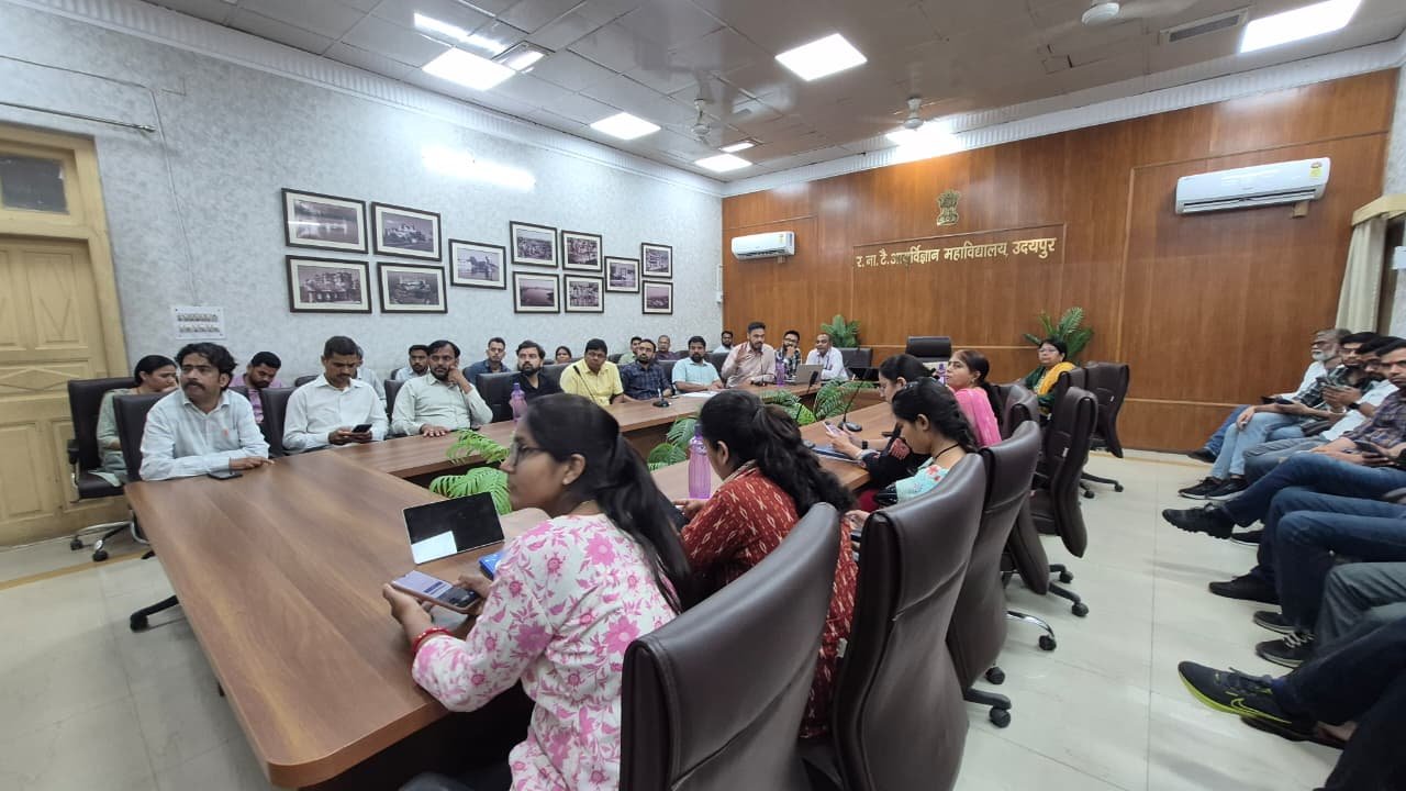 Self-Enumeration Training Conducted for Officers and Staff at RNT