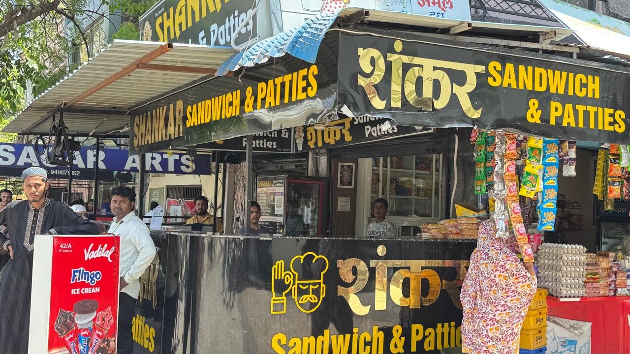 भीमगंजमंडी क्षेत्र में नाले पर बनी दुकान को तोड़ने की चेतावनी देकर भूला  नगर निगम,निगम अधिकारियों को याद दिलाने के लिए लिखेंगे पत्र
