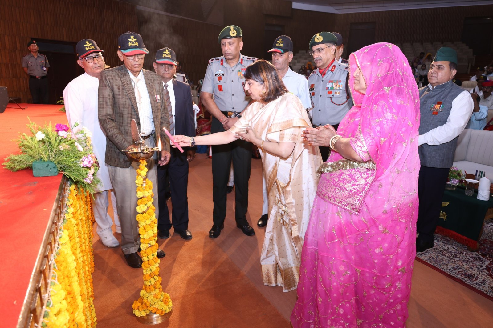 ASSAM RIFLES HONOURS VETERANS AND VEER NARIS AT JAIPUR EX-SERVICEMEN RALLY