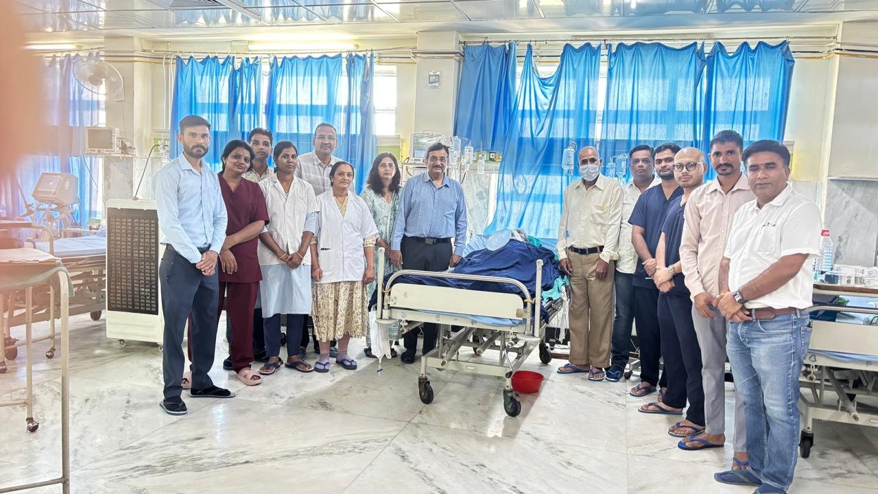 आरएनटी मेडिकल कॉलेज में सफल हुई बेहद जटिल हार्ट सर्जरी