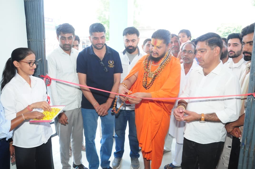 पंडितावाली में नि:शुल्क आयुर्वेद नेचुरोपैथी शिविर : 144 से ज्यादा मरीजों ने उठाया लाभ, चिकित्सकों ने दी जीवनशैली सुधार की सलाह