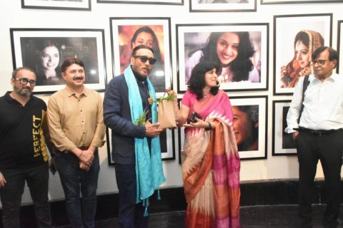 जैकी श्रॉफ हुए भावुक, गाए गीत और बिखेरा अपना जादू - एनजीएमए मुंबई की ‘लेंस एंड लेगेसी’ प्रदर्शनी में बिताई एक यादगार शाम